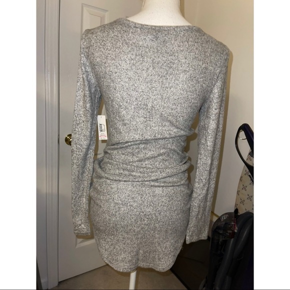 Women’s No Boundaries Gray Long Sleeve Shirt 🤍 - Picture 9 of 11